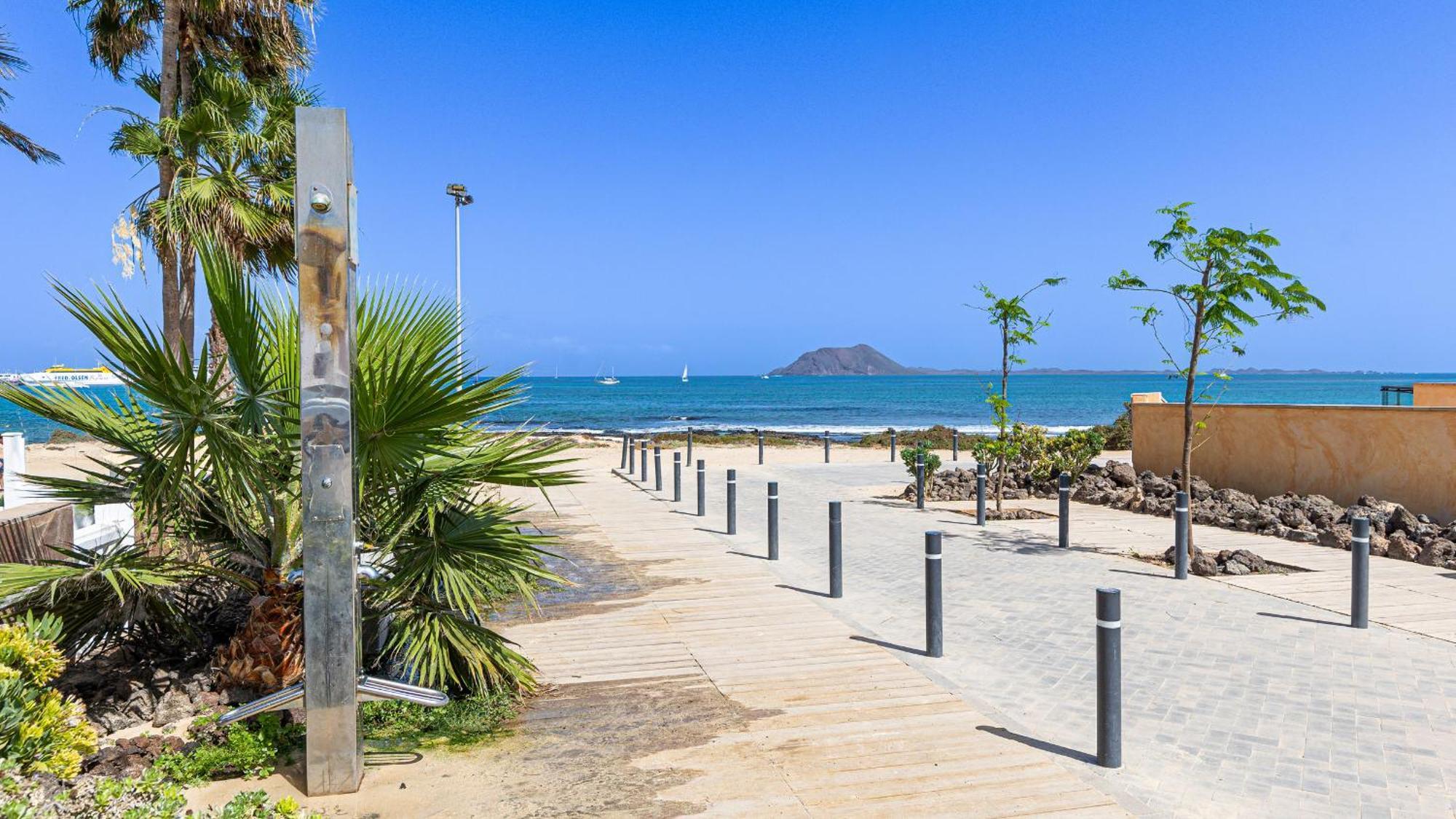 Palm Beach House Corralejo Exterior photo